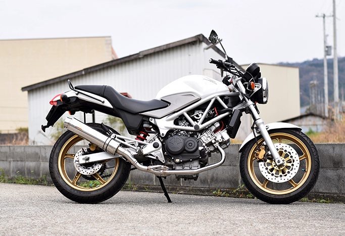 【国内メーカー Realize】 ホンダ VTR250 ( JBK-MC33 ) インジェクション モデル Realize 製 アリア スリップオン マフラー ステンレス サイレンサー スラッシュエンド (Type S) 2009年～2017年モデル対応 説明書付 HONDA VTR カスタム リアライズ 日本製 国産 Made in Japan