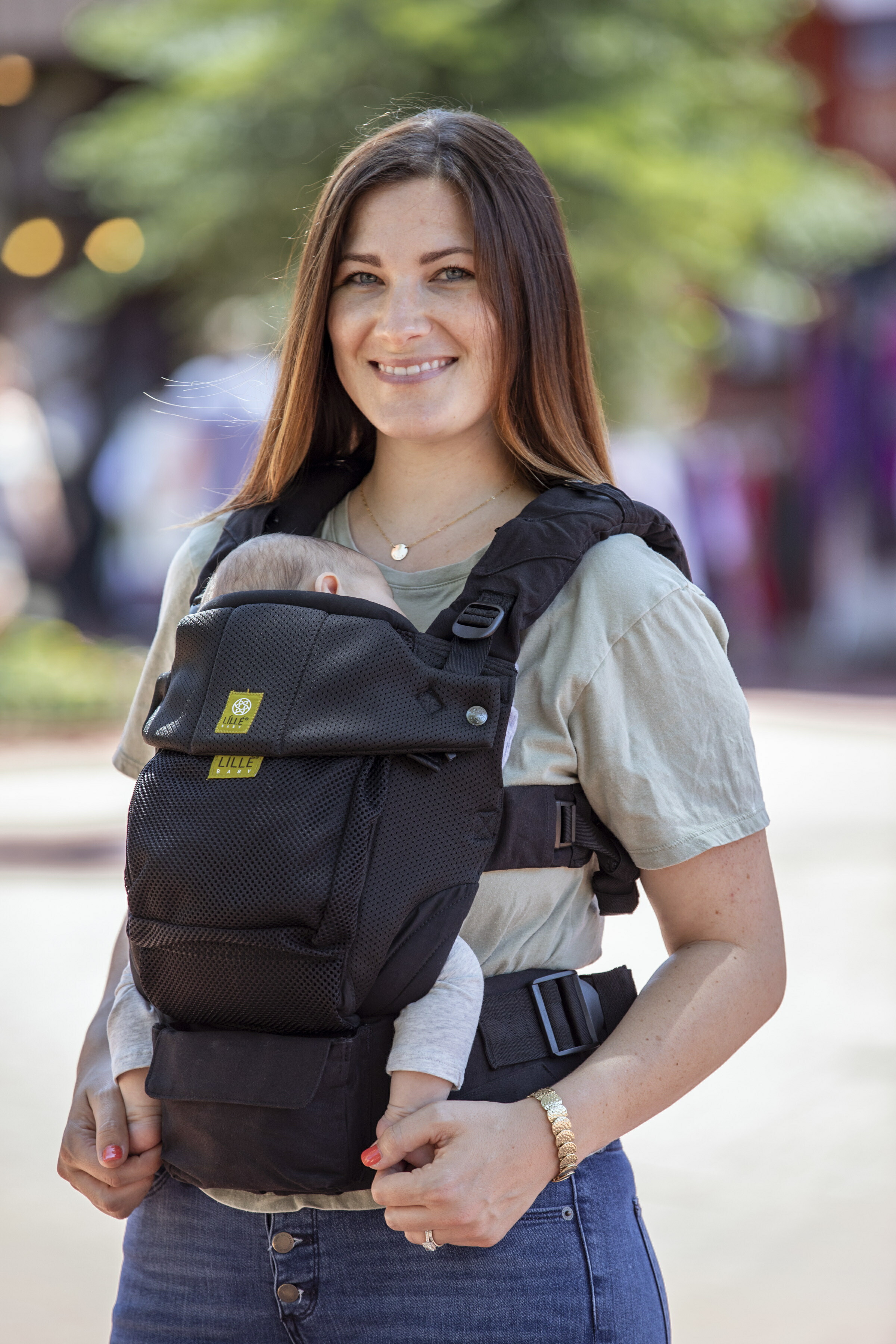 新生児 正規品 送料無料 全商品１７倍 リルベビー Lillebaby リルベビー ポイント１０倍 在庫あり キッズ ベビー マタニティ 新生児 抱っこひも ブラック Serenity Airflow セレニティ エアフロー ブラック 5way 抱っこひも 新生児 だっこひも