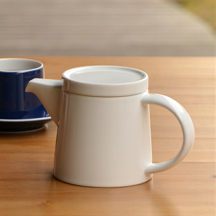 natural69 【 波佐見焼 】 白山陶器 M型シリーズ M型ポット / ナチュラル69 はさみ焼き 食器 HAKUSAN 急須 電子レンジ 食洗機対応 日本製 白マット おしゃれ かわいい 北欧 和食器 陶磁器 プレゼント ギフト 内祝 新築祝 結婚祝 ナチュラルロック