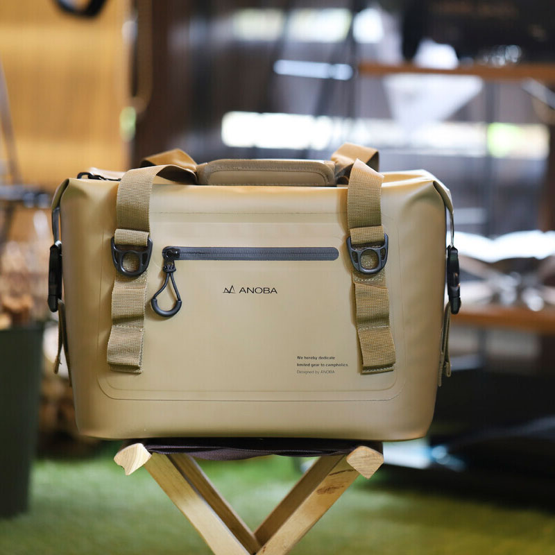 アノバ(ANOBA) ブリザードソフトクーラー 10L コヨーテ AN039｜ナチュラム キャンプ専門店