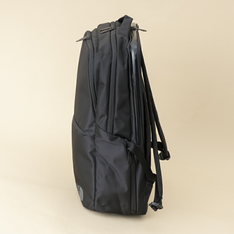THENORTHFACE(ザ・ノースフェイス)【22春夏】SHUTTLEDAYPACK(シャトルデイパック)24.5Lブラック(K)NM82214