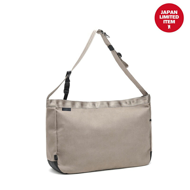NEWSPAPER MESSENGER(ニュースペーパー メッセンジャー) 26L FALLEN ROCK / SUEDE