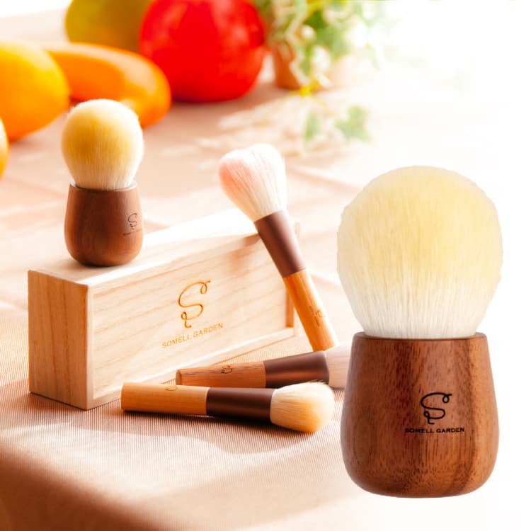 フェイスブラシ 4本セット オレンジ 楽天市場】晃祐堂 ORANGE×HARDMAPLE チークブラシ 熊野筆 KOYUDO