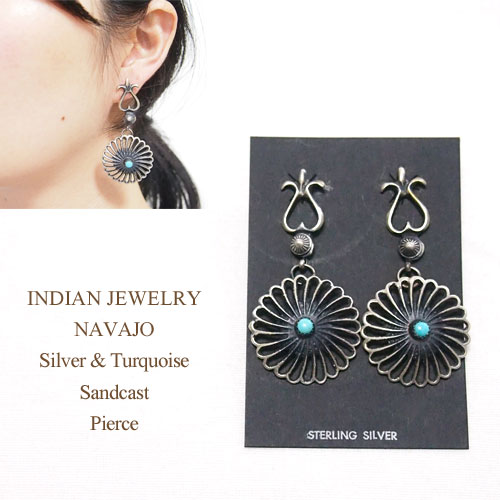 インディアンジュエリー ナバホ サンドキャスト フラワーモチーフ キャッチ ピアスINDIAN JEWELRY NAVAJO　Silver Pierce｜NAVIE