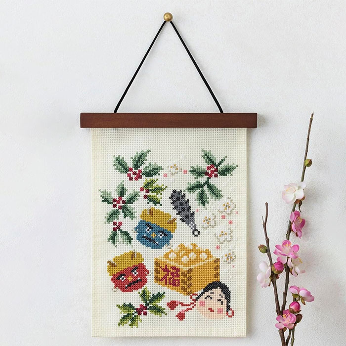 クロスステッチ刺繍 完成品 2点、額１点セット 楽天市場】【マラソン期間クーポン配布中!】暮らしが華やぐ季節の