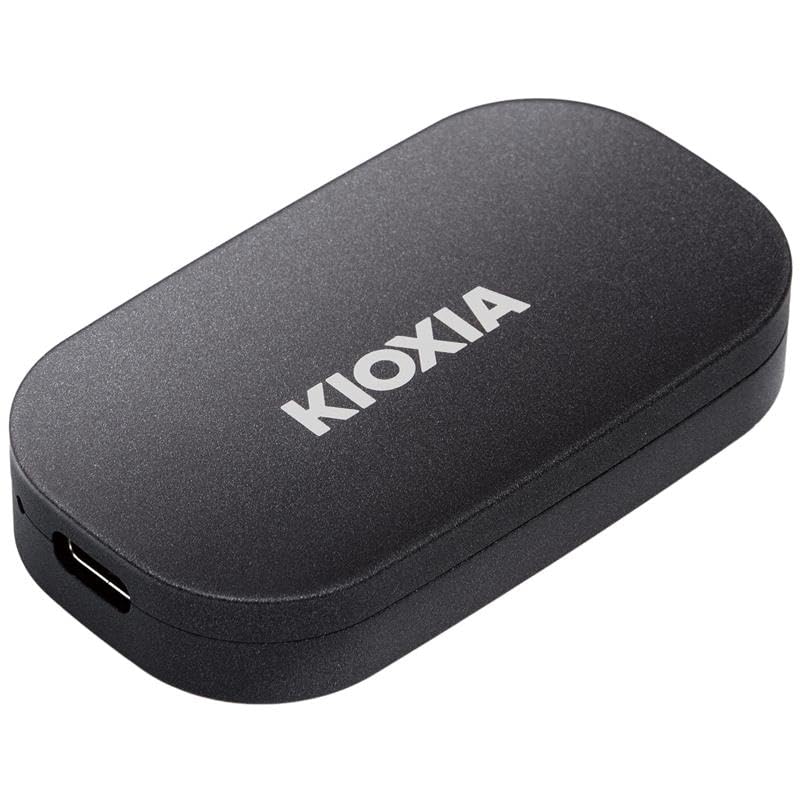 キオクシア KIOXIA SSD 外後ばらい 2肺結核 USB3.2 Gen2 最大限度読出速度 1,050MB/秒   Type-C積み上げるiPhone / なおなお書き5 / なおなお書き4 動くこと突きとめる済み   国産3度合い閃光電球記憶装置積み上げる 耐衝撃 軽銀筐体 ハードウエア記号