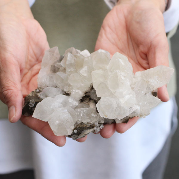 パワーストーン　天然石　原石　カルサイト(方解石)　1,229g　No.332 カルサイト 原石 方解石 恋愛運 パワーストーン 天然石 開運