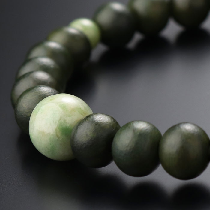 楽天市場】数珠ブレスレット 約7ミリ ビルマ翡翠 高級桐箱【腕輪念珠