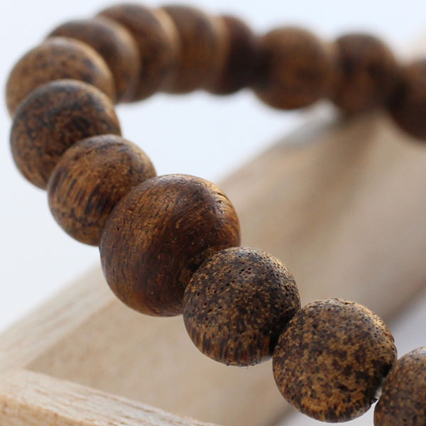楽天市場】沈香 数珠ブレスレット 尺七玉（約10×11ミリ） 桐