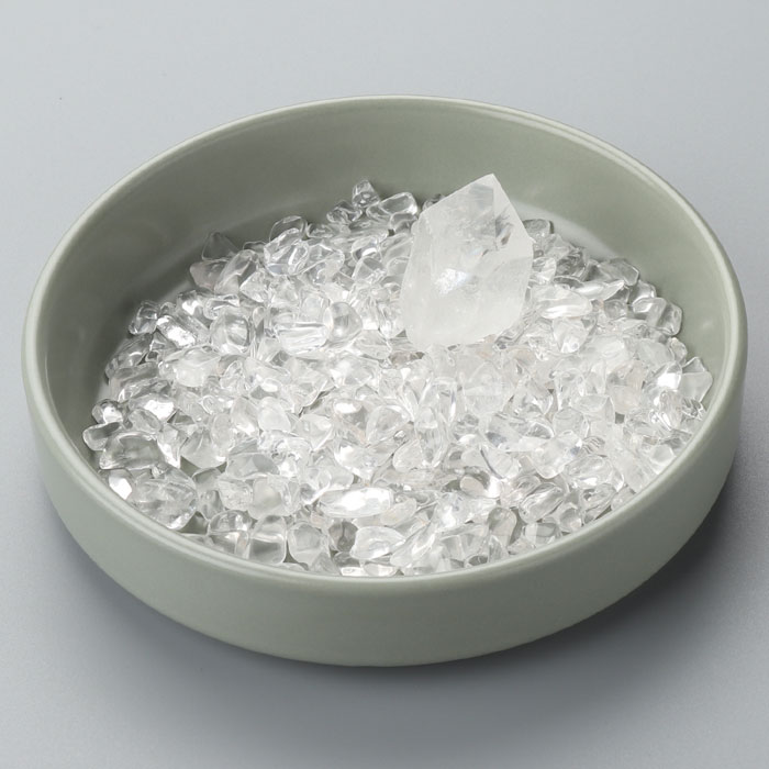 水晶、美形？置き石 楽天市場】天然石 クリスタル 水晶 ピラミッド型 置き石(25mm) 置き石