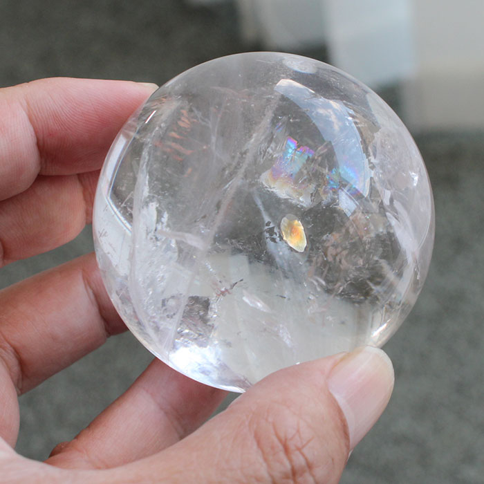 楽天市場】【現品お届け！】天然レインボー水晶 丸玉 約57mm【天然石