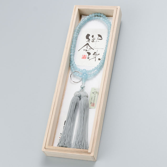 【現品お届け！】【別注房】曹洞宗 数珠 女性用 8寸 108玉 5A&acute; アクアマリン 本銀輪 正絹頭付松風2色房【本式数珠 京念珠 京都 3月の誕生石 宝石 禅宗 八寸 高級数珠 高級品 贈り物 ギフト RM 秘蔵コレクション 2000400500849】【P01】【数珠袋付き】【送料無料】｜京都の数珠販売専門店　はな花 75,625円