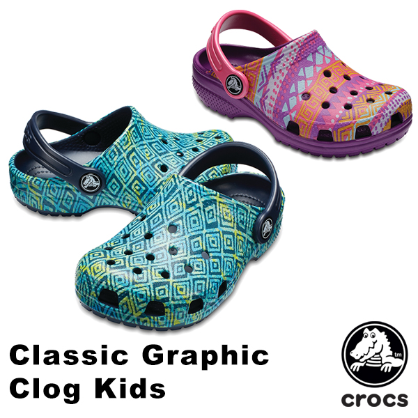 crocs classic graphic clog