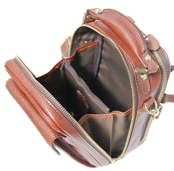 【楽天市場】日本製 縦型 ショルダーバッグ メンズ 小型 軽量 小さめ ショルダーバッグ メンズバック 牛革 本革 レザー 革 旅行鞄
