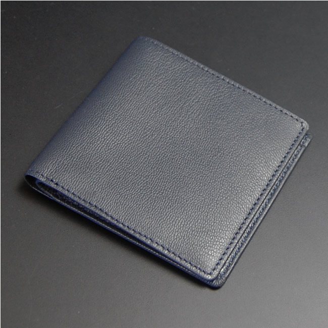 楽天市場 財布 メンズ 二つ折り日本製 薄マチ 薄い 小型 極小 薄型 スリム コンパクト二つ折り財布メンズ本革 小銭入れなしカード入れなし 純札入れ ヤギ革 山羊革 ゴートレザー 男性用 紳士用 軽量 柔らかい ブランド眞砂 ネイビー Nep ネップ メンズ館