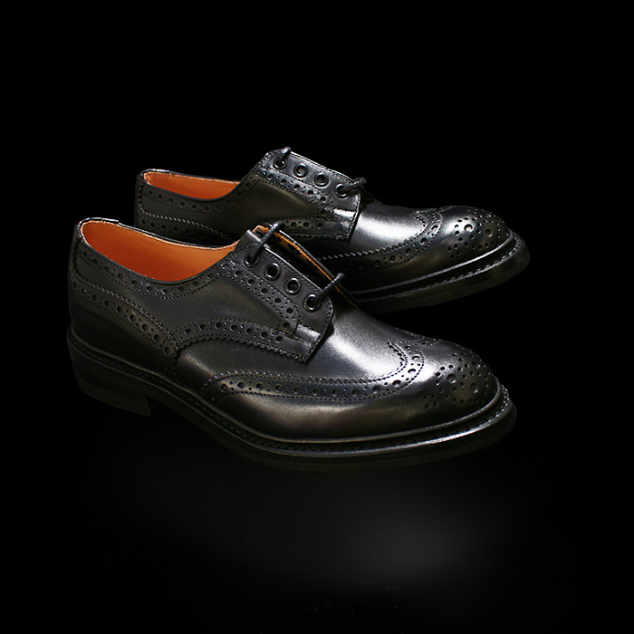 トリッカーズ バートン 革靴 Black 短靴 trickers ウイングチップ SOLE