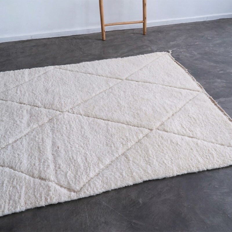 ふかふか厚さ3cm！ホワイト ベニワレン ラグ 152 x 250 cm ウール100% 新品 一点もの モロッコ製 本物 ホワイト アイボリー ダイヤ柄 幾何学模様 カーペット 絨毯 じゅうたん 敷物 羊毛 モダン 北欧 おしゃれ ネスト nest No. N260801