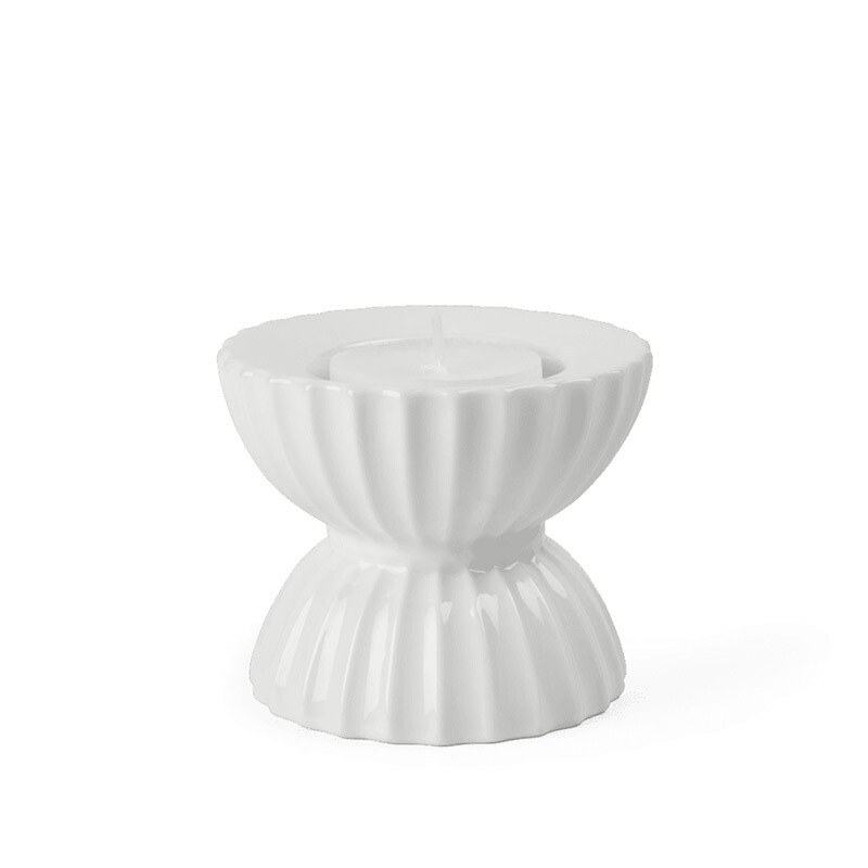 Lyngby Porcelain ティーライトキャンドルホルダー トゥラ H6.5珊 白いこと Tura リュンビューポーセリン 紅茶点火装置 蝋燭保持者 白 今めかしい 北欧 デンマーク王国