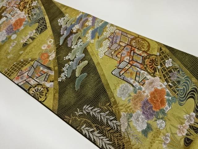 御所車に松・草花模様織出し袋帯【中古】【着】