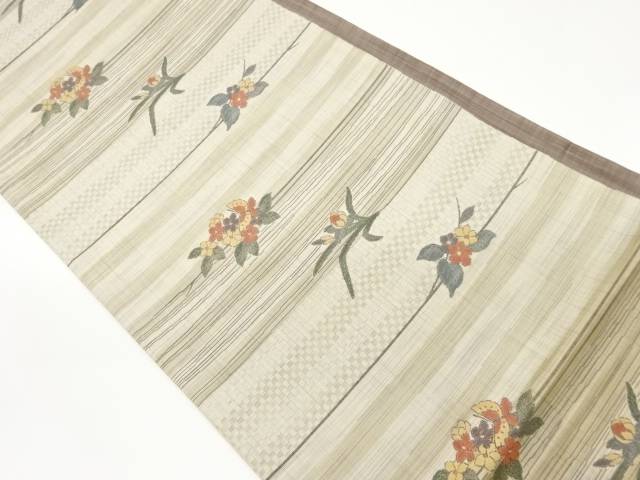 横段に草花・蝶模様織出し洒落袋帯【中古】【着】