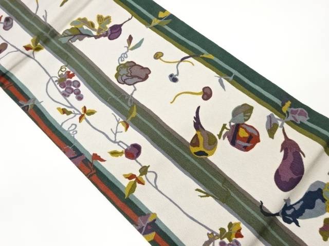 縮緬地縞に野菜模様開き名古屋帯（額縁仕立て）【中古】【着】｜Kimono-Shinei　２号店 21,534円