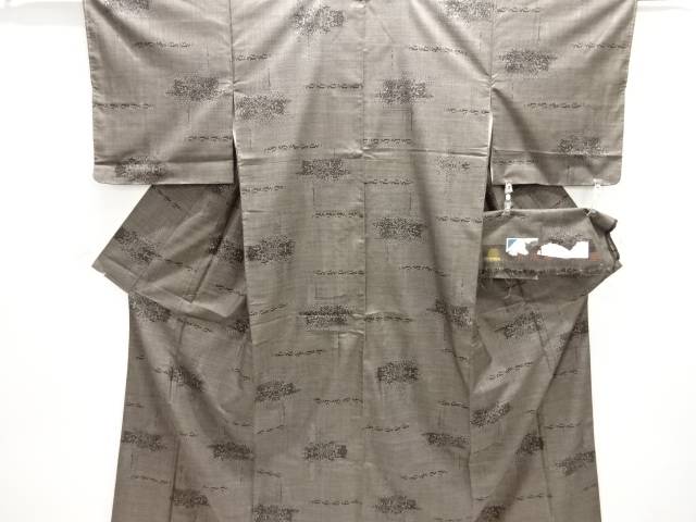 未使用品　横段に華紋模様織り出し本場泥大島紬着物(5マルキ)【着】｜Kimono-Shinei　２号店
