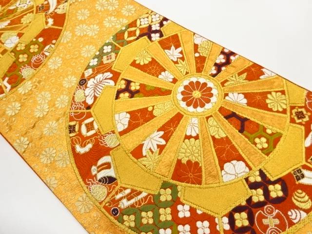 河合美術織物製　源氏車・宝尽くしに菊唐草模様織出し袋帯【中古】【着】【袋帯】