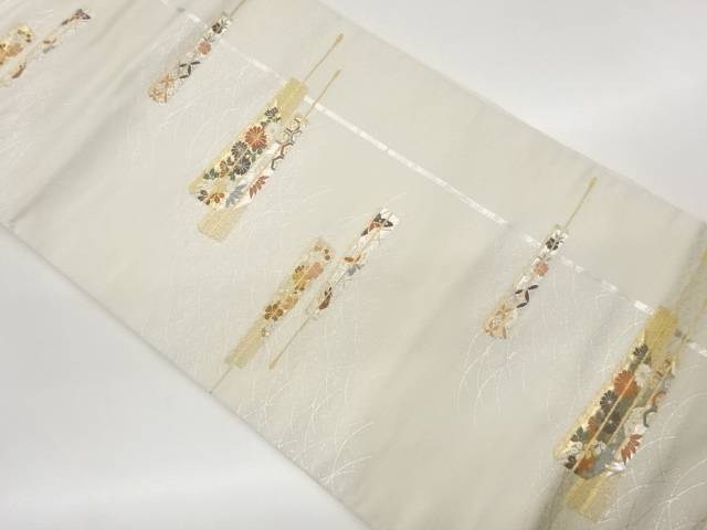 扇子に草花・蝶・古典柄模様織出し名古屋帯【中古】【着】【名古屋帯】