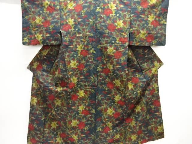 草花模様織り出し手織り紬着物【中古】【着】【紬・お召し】