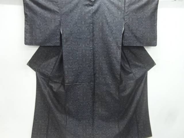 抽象模様織出し本場泥大島紬着物【中古】【着】【紬・お召し】