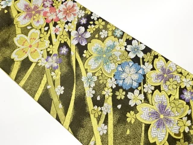 曲線に桜尽くし模様織出し袋帯【中古】【着】【袋帯】 16,050円