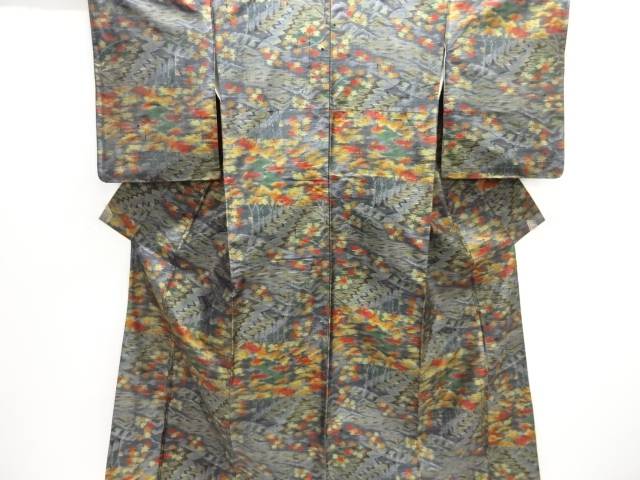 樹木模様織り出し手織り紬着物【中古】【着】【紬・お召し】