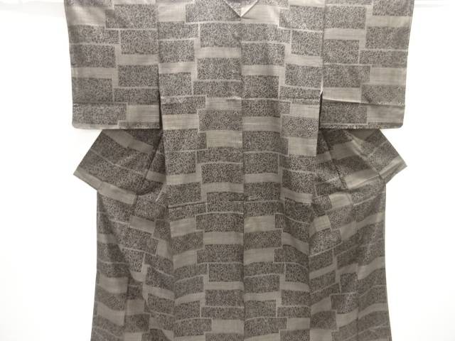 未使用品　仕立て上がり　花更紗織り出し本場泥大島紬着物(5マルキ)【着】【紬・お召し】
