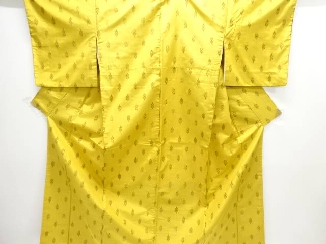 絣柄織り出し手織り紬着物【中古】【着】【紬・お召し】