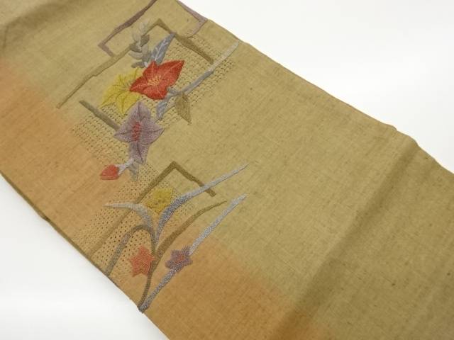 手織り紬汕頭相良刺繍草花に色紙模様名古屋帯【中古】【着】【名古屋帯】