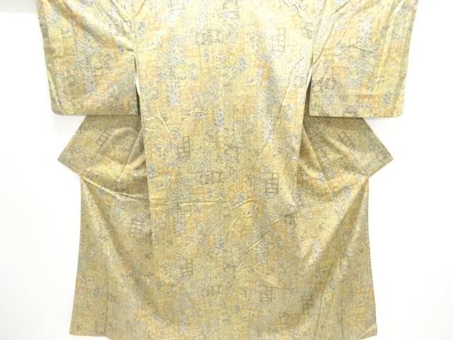 掛軸に花鳥・茶道具模様手織り紬着物【中古】【着】【紬・お召し】