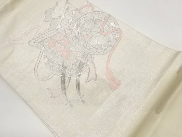 銀駒刺繍御所車に椿・楓・組紐模様名古屋帯【中古】【着】【名古屋帯】