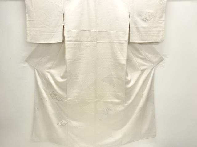 読み本に花古典柄模様刺繍訪問着【中古】【着】【訪問着・付下げ】