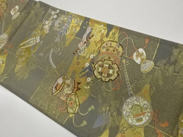 貝桶に貝合わせ・和楽器模様織出し袋帯【中古】【着】【袋帯】｜Kimono-Shinei　２号店