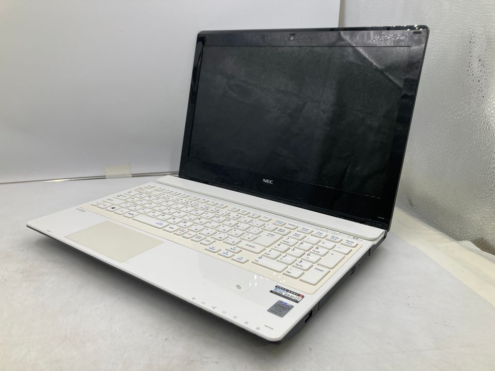 NEC / ノートPC / LAVIE Direct NS(S) PC-GN246FSD4 / SSHD 1TB(1000GB) / 第5世代Core i7 / グラフィックボード Intel Corporation HD Graphics 5500 32MB / 光学ドライブ DVDRAM GUB0N / メモリ 8GB【中古品】