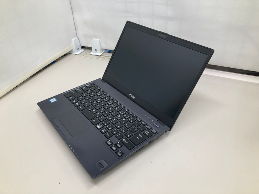 FUJITSU / ノートPC / LIFEBOOK UH90/B3 FMVU90B3B / SSD 256GB / 第8世代Core i7 / グラフィックボード Intel Corporation UHD Graphics 620 32MB / メモリ 8GB【中古品】｜ネットオフ パソコン店