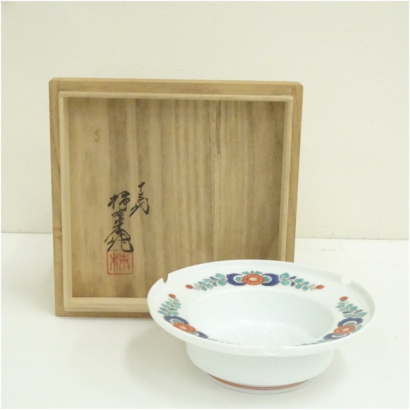 楽天市場】酒井田柿右衛門（十三代） 「錦 花実文 灰皿」 共箱 : 小野画廊