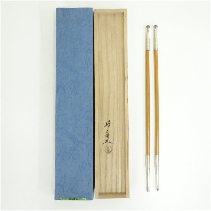 【中古】【茶道具】峰斎造　裏千家南鐐煙管一双（共箱）煙草 タバコ 刻みタバコ おしゃれ かっこいい キセル 骨董 アンティーク レトロ 茶道具 煙草盆