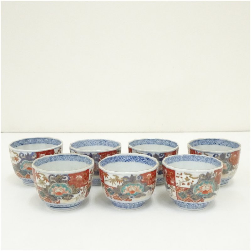 【中古】【陶芸・陶器】江戸末期　古伊万里　錦手向付７客 器 和食器 おしゃれ 懐石 料理 割烹 骨董 茶道 茶道具 刺し身 刺身 お造り 向附け むこうづけ 12,160円