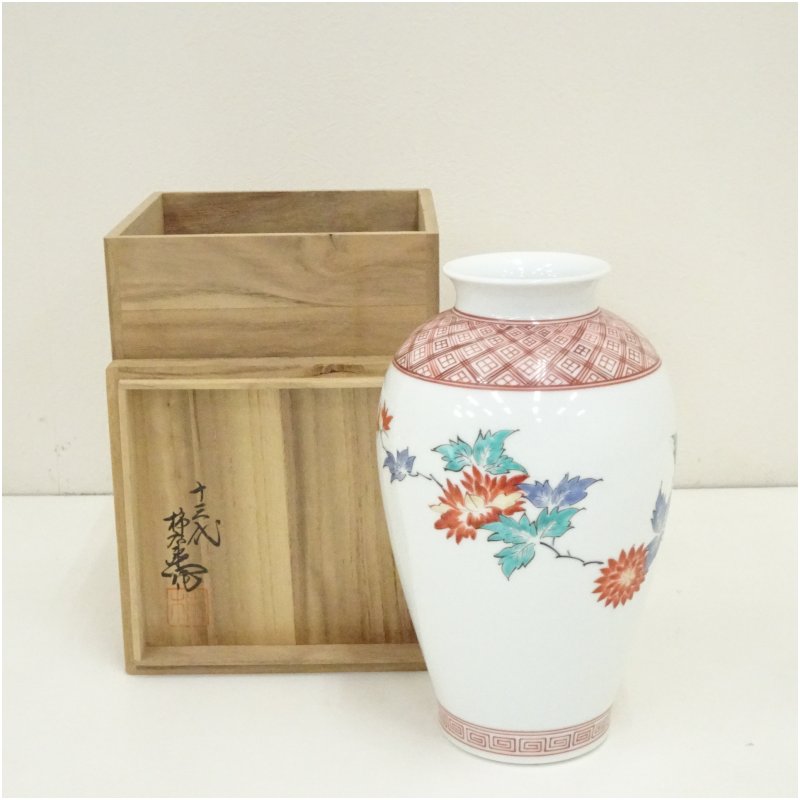 楽天市場】酒井田柿右衛門（十三代） 「錦 岩菊文 花瓶」 共箱 : 小野画廊