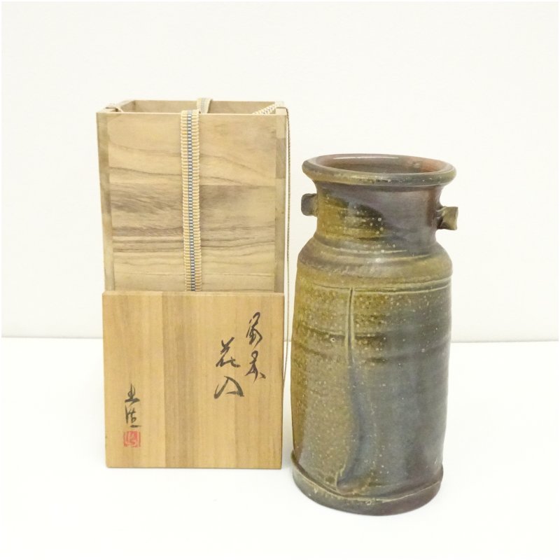 【中古】【華道】備前焼　山本出造　耳付花入（共箱） 花入れ 茶道 茶道具 花瓶 花器 おしゃれ フラワーベース 道具 茶室 華道 華道具 インテリア hnir