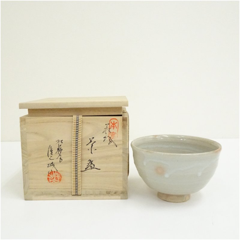 【中古】【茶道具】萩焼　松籟庵　渡辺城山造　茶碗（共箱） 茶道 抹茶 おしゃれ 抹茶茶碗 抹茶碗 和食器 レトロ 茶器 骨董 茶わん 茶会 茶の湯｜茶道具・掛軸のショップつなぐ