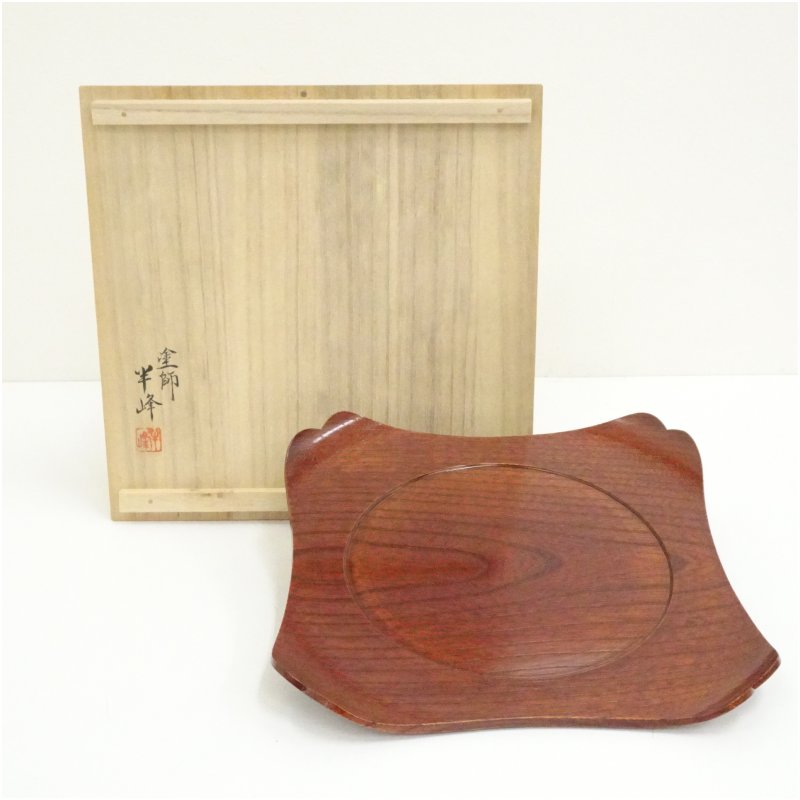 【中古】【塗師細工】塗師酒井半峰造 糸巻御菓子器（共箱）  茶器 今めかしい 可愛らしい 和菓子 アンティーク レトロ 茶の葉 骨董 納める 御客さん 茶道 茶道具 ksk