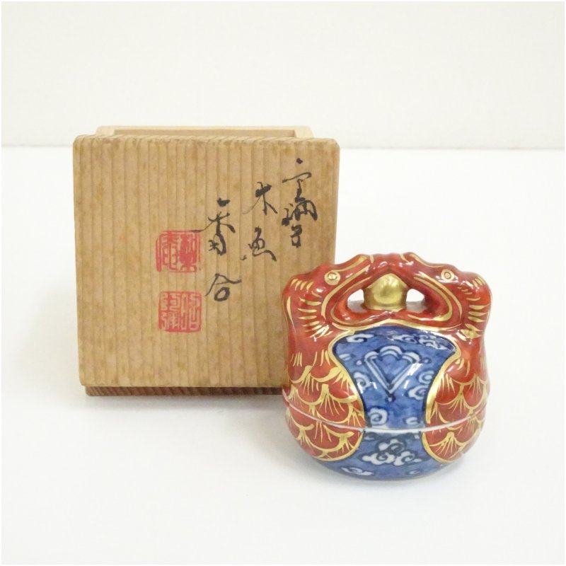 【中古】【香道】京焼 高野昭阿弥造 金襴手木魚香合（共箱）  茶道具 茶道 香道 香道具 今めかしい 愛くるしげ アンティーク 室内装飾 骨董 茶器 お香入れ 8月 夏