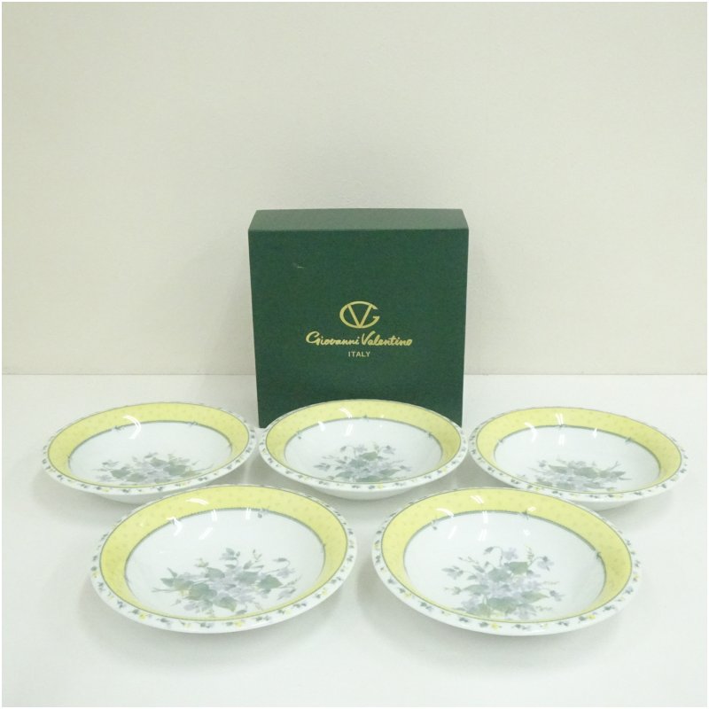 【中古】【陶物作り・瀬戸もの】Giovanni Valentino ジョバンニ・バレンチノ 一皿5客（20.8糎）（紙箱）  食器 今めかしい 愛くるしげ 皿 一皿分の料理 アンティーク 室内装飾 喫茶店 ちゃぶ台 雑貨 和風 洋風 見舞い客